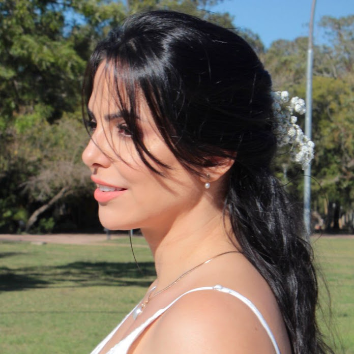 Priscila Colar Net Worth & Earnings (2026)