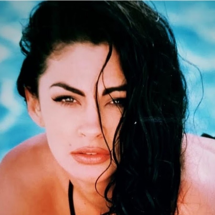 Rebecca ferratti - YouTube