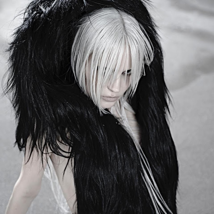 Глюк’oZa Net Worth & Earnings (2026)