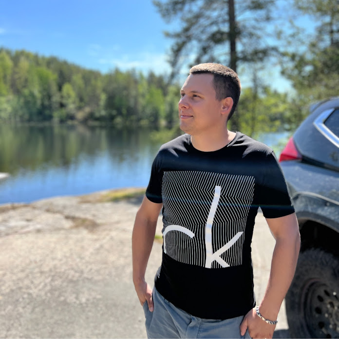 Ярослав Ефремов Net Worth & Earnings (2026)