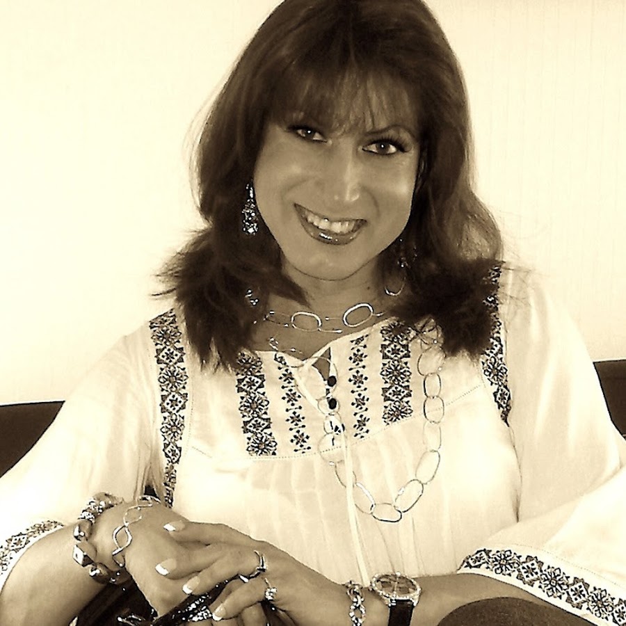 Ana Cristina Garcia 