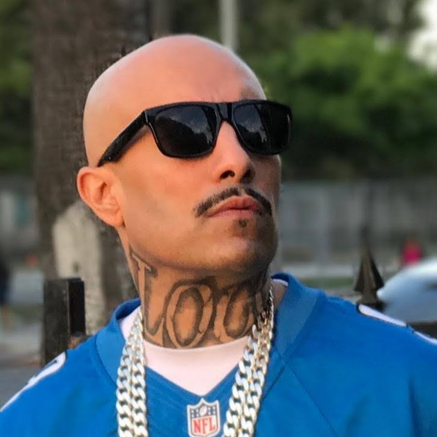 MrCaponeE 