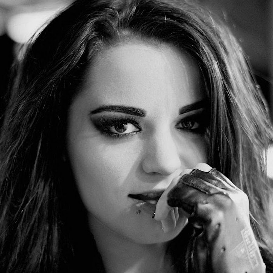 WWE Diva Paige confirms private photos and video were 