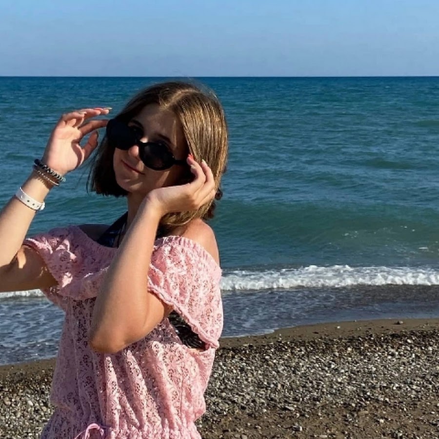 AN66SAySSxzkyvevNt6JbkqYNIUngVINT_ZdoVW5HQ=s900-mo-c-c0xffffffff-rj-k-no