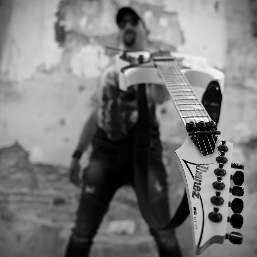 Oscar Garcia - YouTube