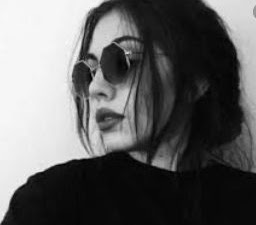 كارمن سليمان واختها : بالصور، نجمات نسخة طبق الأصل عن شقيقاتهنّ - كلمات اغنية والله ما ينفع مصطفى حجاج.