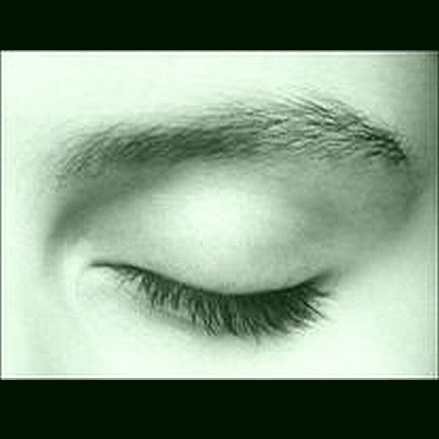 Закрытые глаза. Закрываю глаза без. Закрываю глаза без. Закрытый глаз. Закрытые глаза.