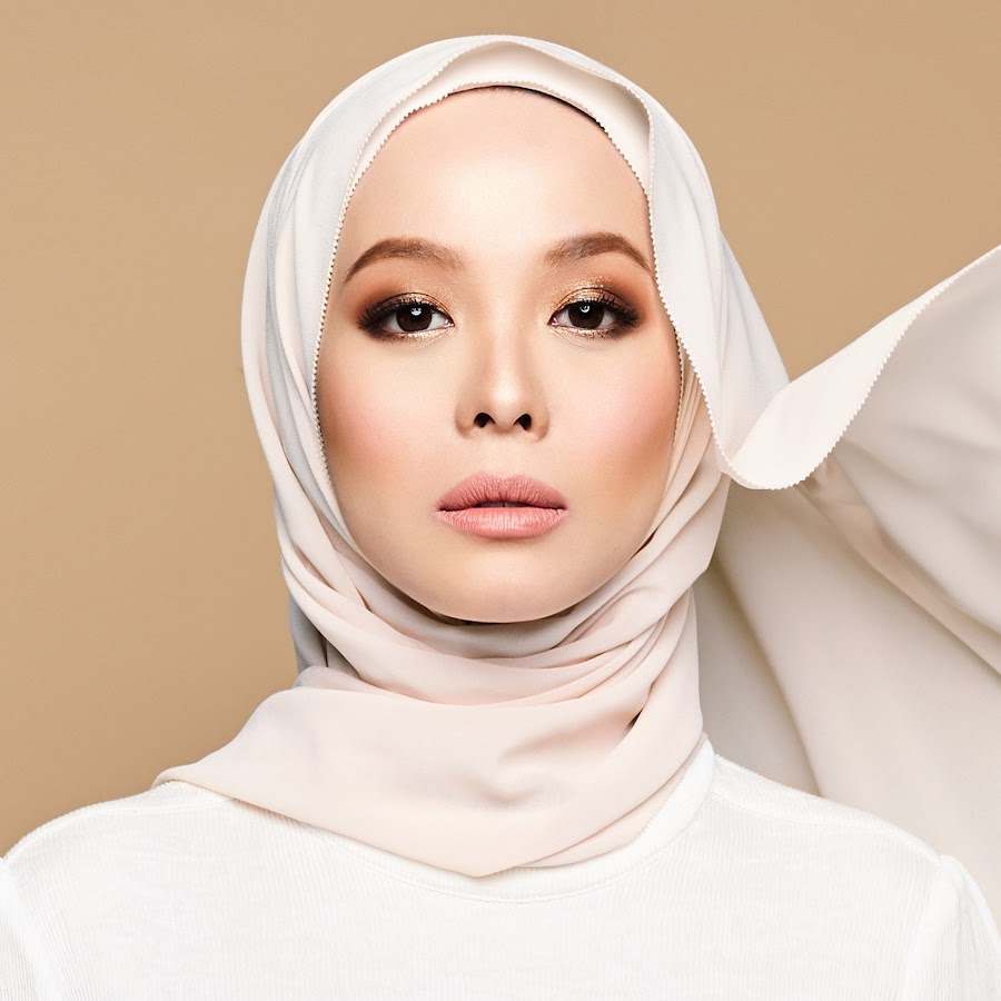  Vivy  Yusof  YouTube