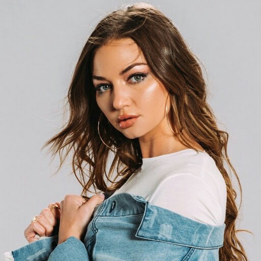 Erika Costell - YouTube
