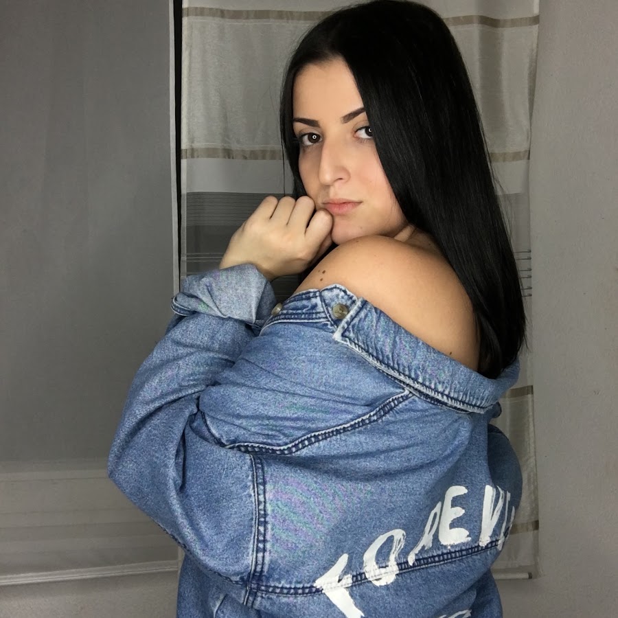 Nadia Romano - YouTube