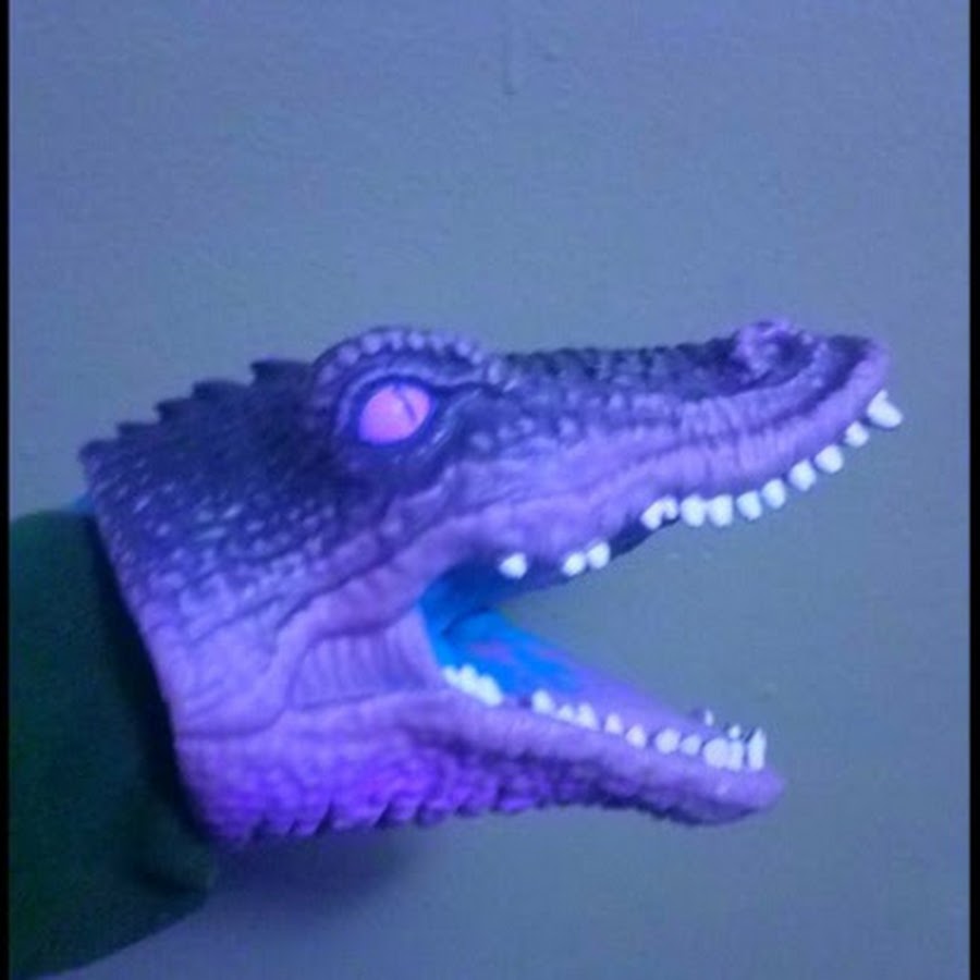 Crocodile Puppet - YouTube