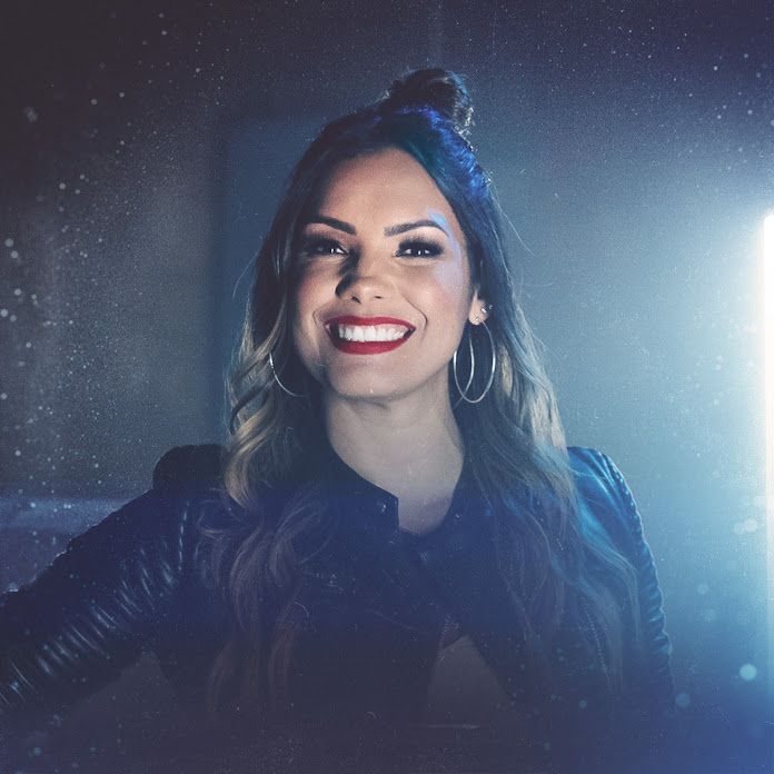 Heloisa Rosa Net Worth & Earnings (2026)