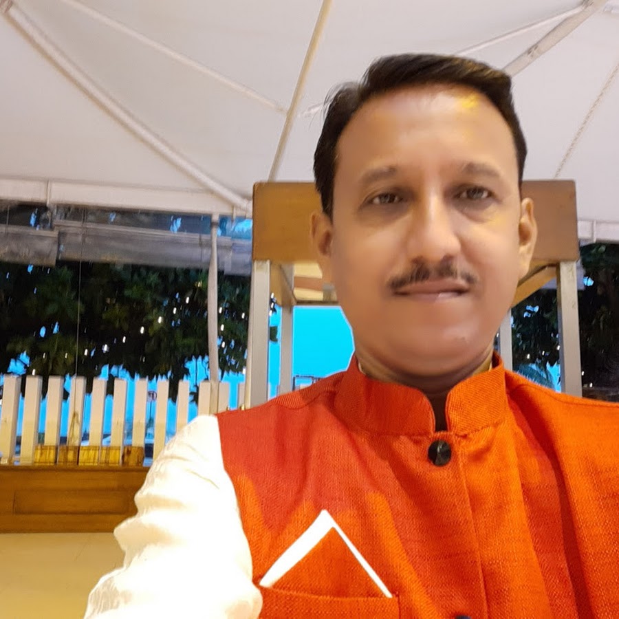 Prakash Tarot card reader - YouTube