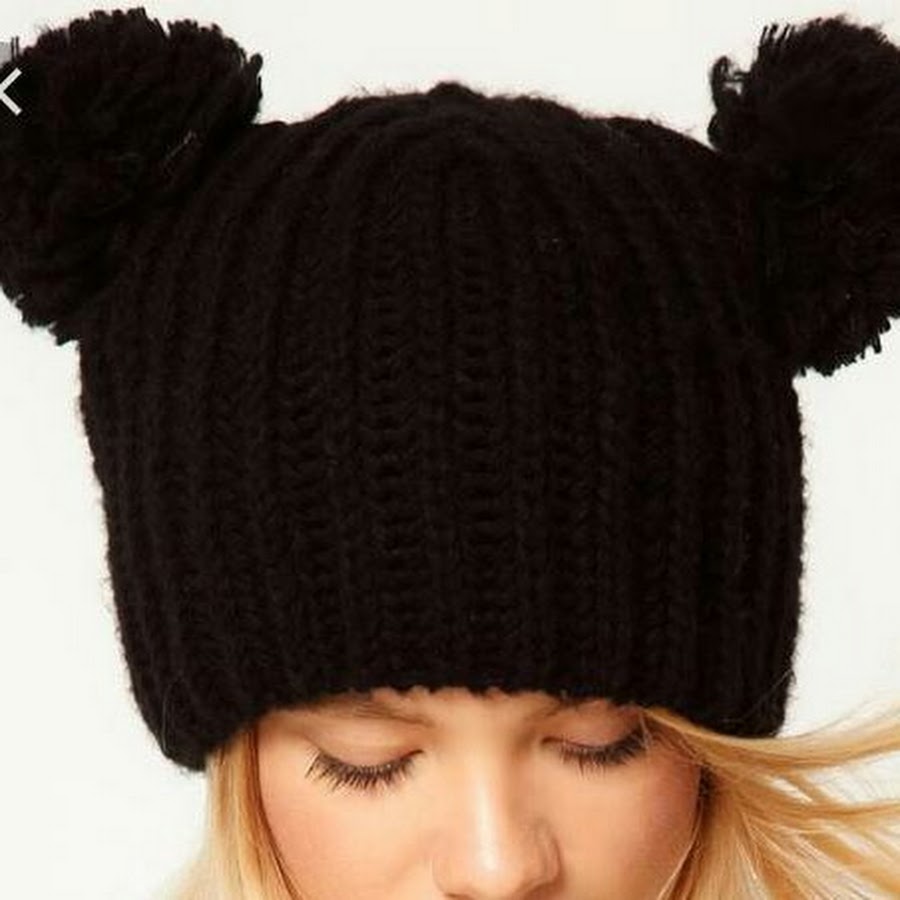 шапка с бумьоном и ушвми. скандинавская шапка мужская. шапка ушанка kamea. шапка с помпоном и ушами. шапка зимняя вязаная.