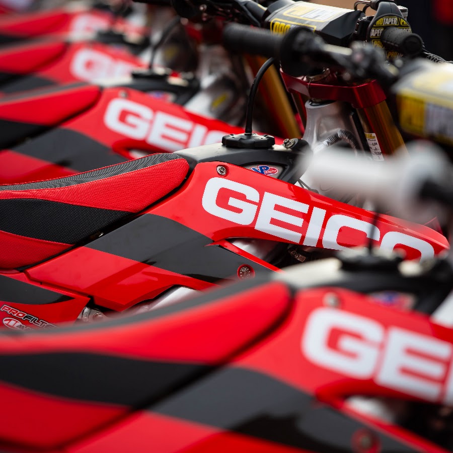 GEICO Honda Racing - YouTube