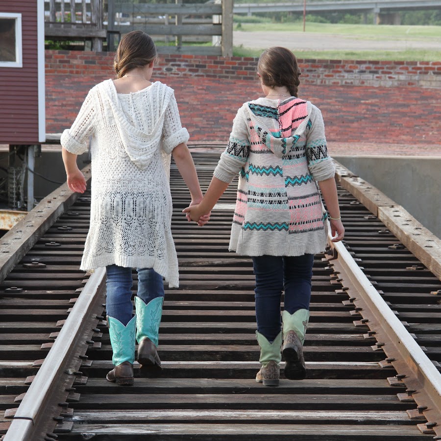 Land Sisters YouTube