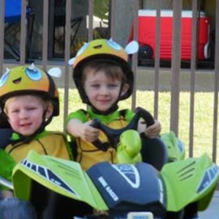 Kenneth Bowman - YouTube