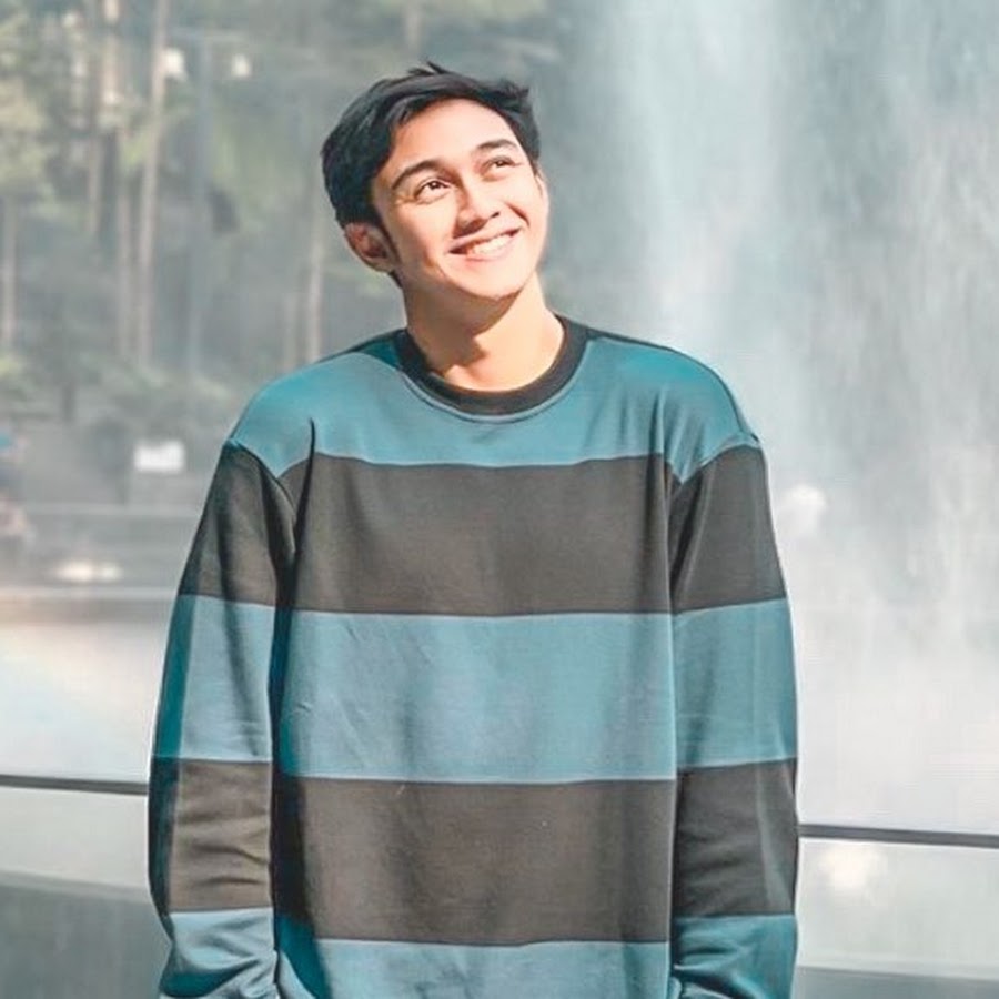 Hito Caesar - YouTube