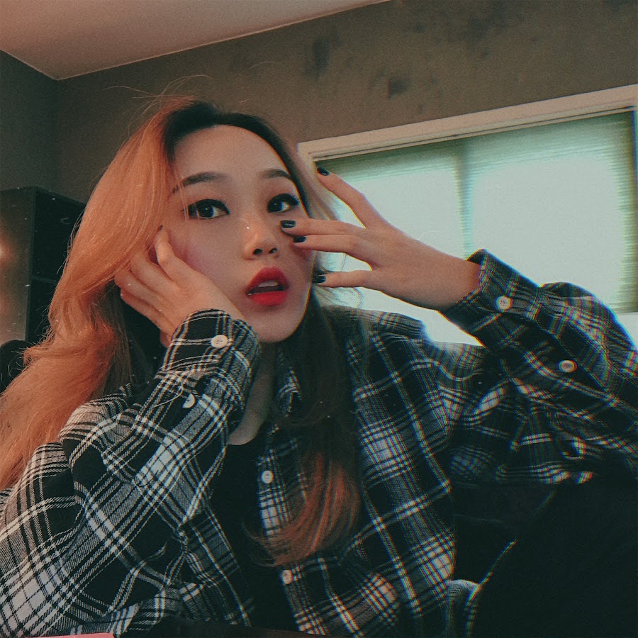 Areum Han아르미썰 - YouTube