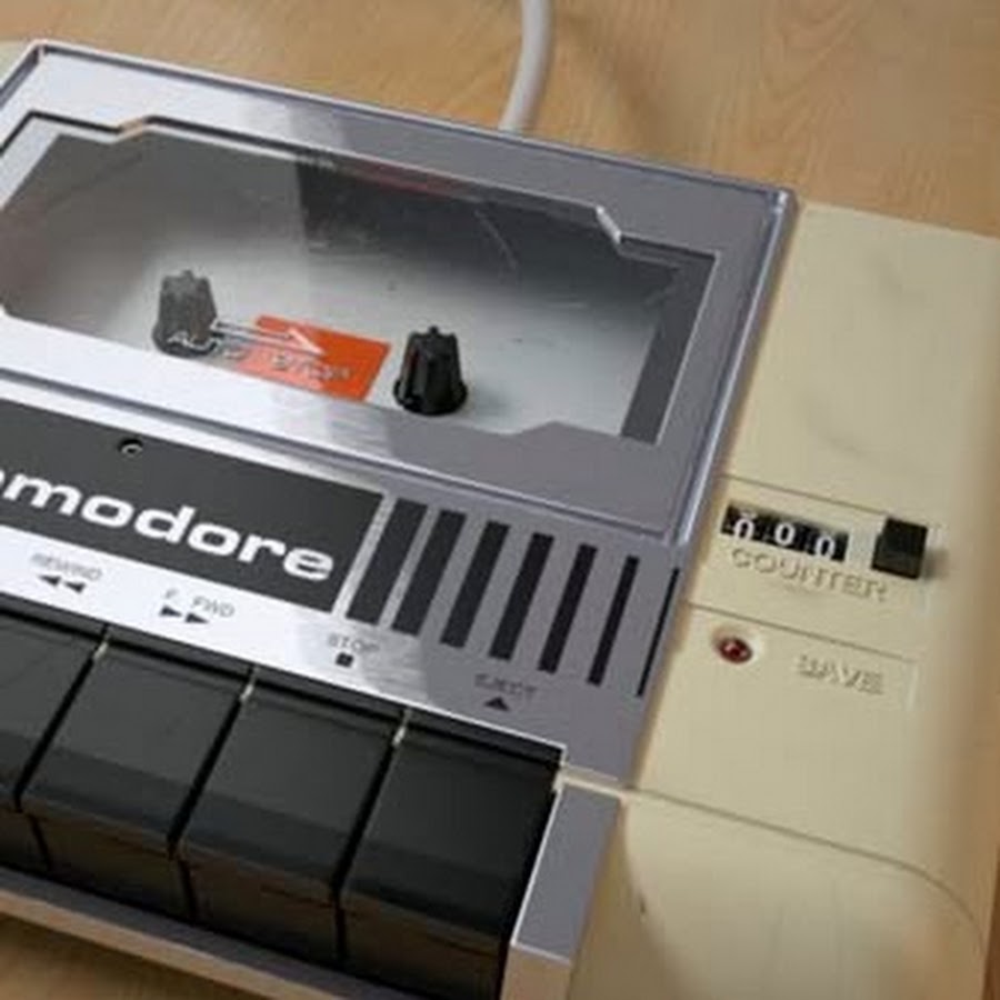 Игра магнитофон. Магнитофон Commodore 64. Commodore Vic-20. Tape Recorder Commodore. Магнитофон United.