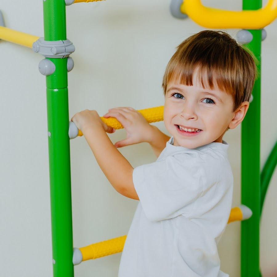 Спортивный комплекс сборка. Преодоление детских комплексов. Спортивно-игровой комплекс Wallbarz Joy. Шведская стенка Wallbarz Family.