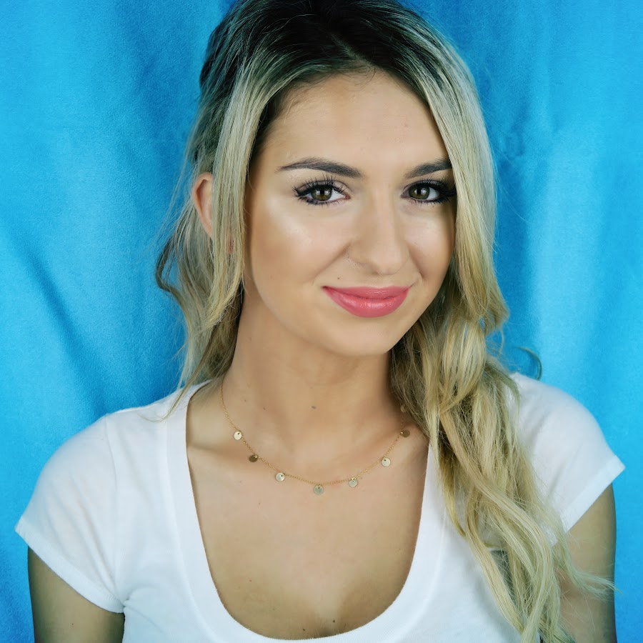 Dolores Does - YouTube