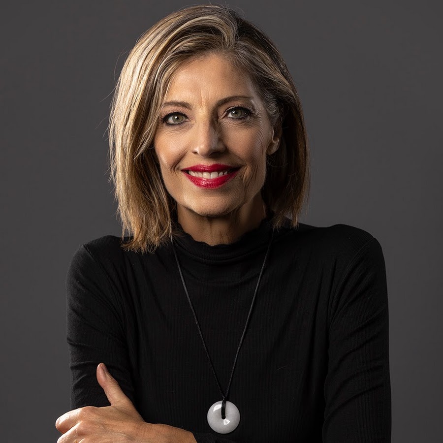 Dr. Cloe Couturier - YouTube