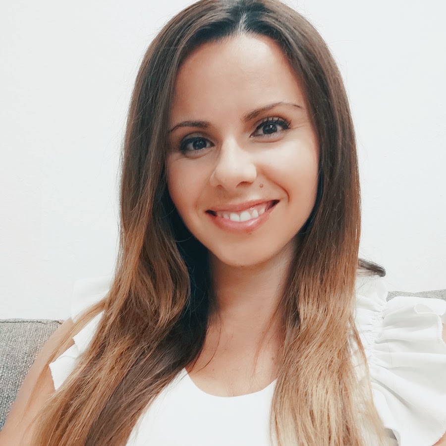 Elizabeth De La Rosa YouTube