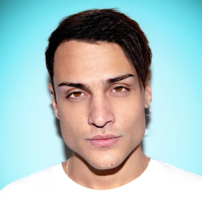 Awed ™ Net Worth & Earnings (2025)