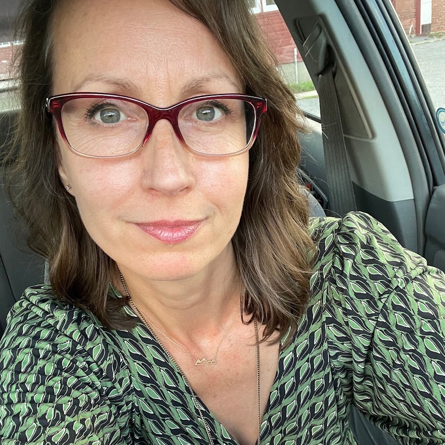 andrea tomkins - YouTube