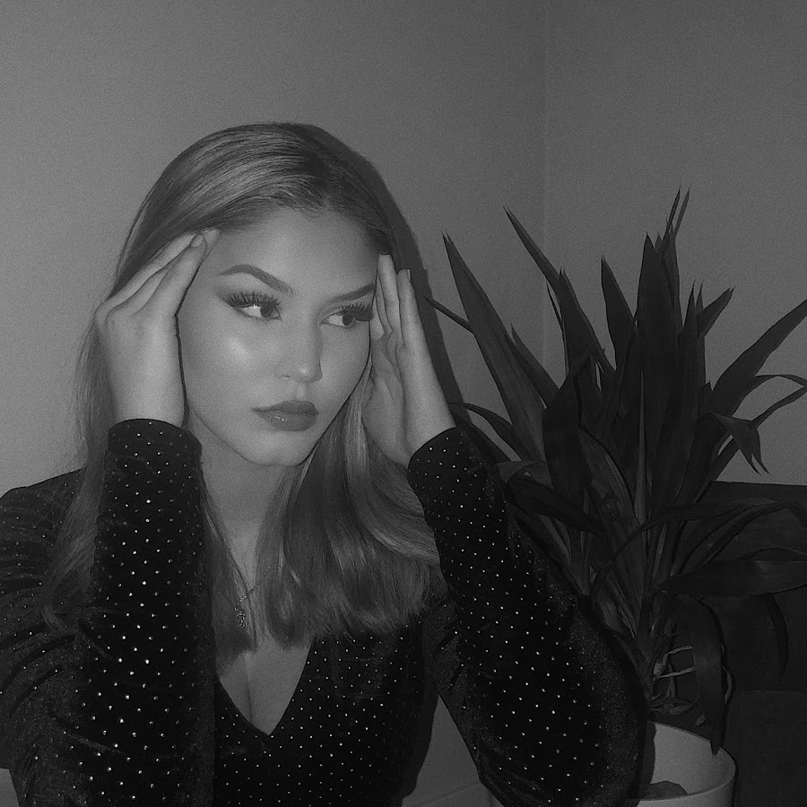 noelle - YouTube