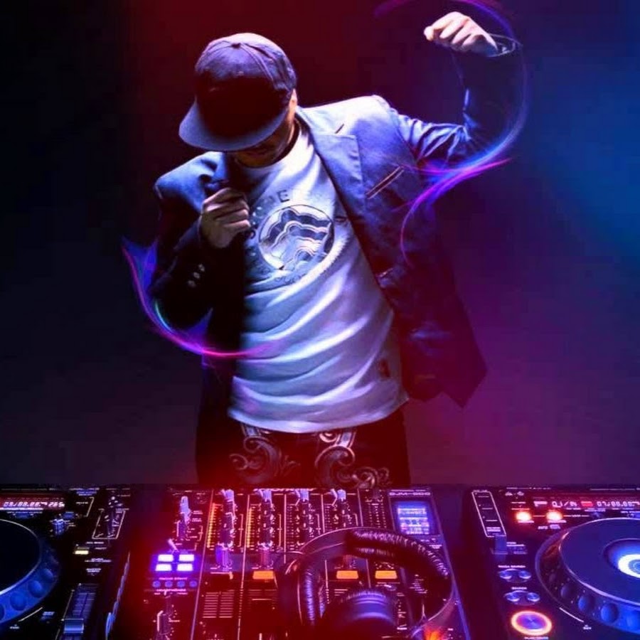 Маршмеллоу диджей без маски. 1 музыку крутую. Клубные картинки. Диджей фото. Диджей.