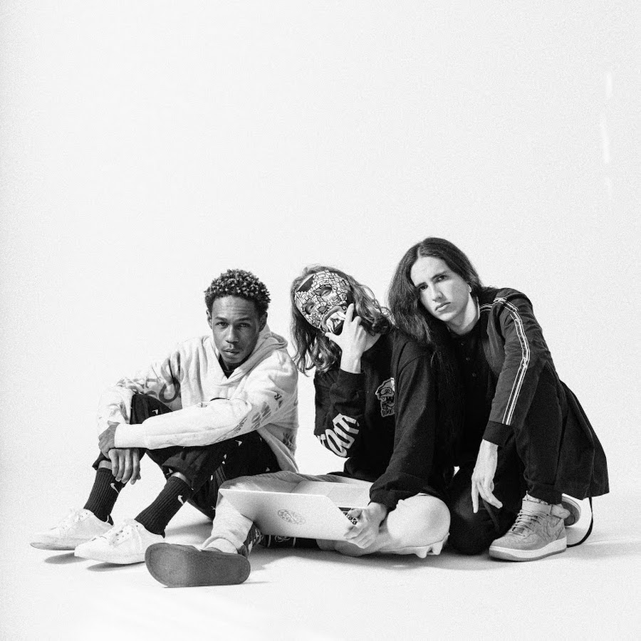 Run aloud. Войс игра. Voice run. Voice run. Voice run.