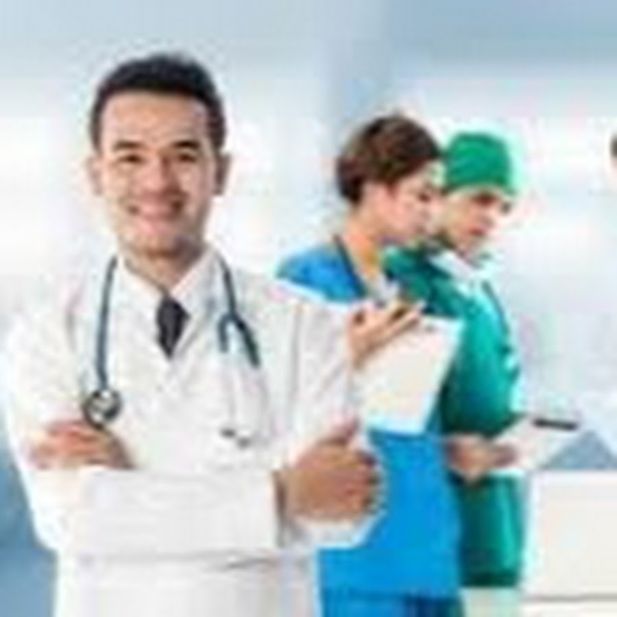 Идеальный медицинский представитель. Doctor documents. Group business medicine portrait. Virtual healthcare for you. Одежда доктора фото сток.