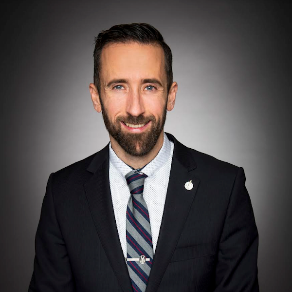 Derek Sloan - Derek Sloan For Conservative Leader - The Communist Party ... / Update information for derek sloan ».