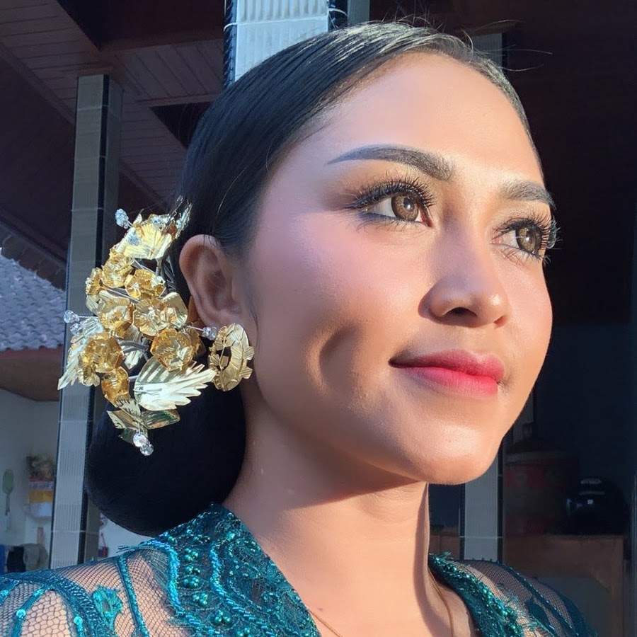 Gek Cantik Official - YouTube