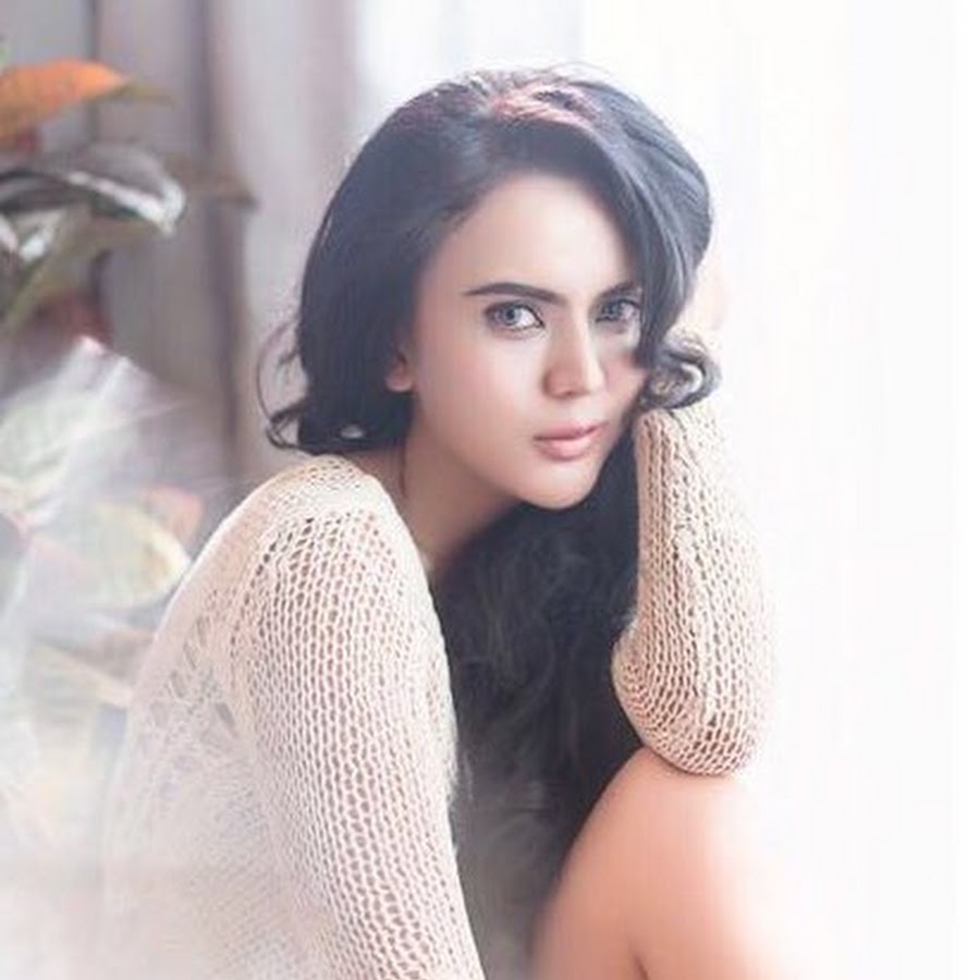 Anggita Sari - YouTube
