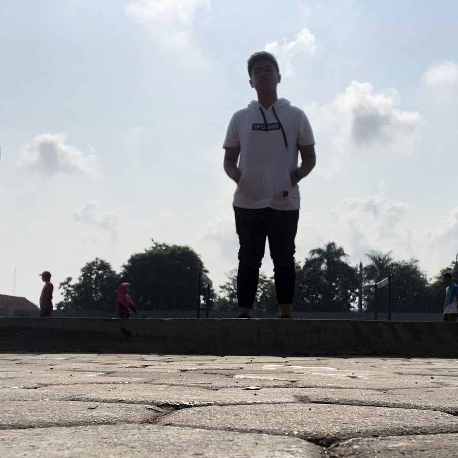 Ahmad Fadly 04 - YouTube