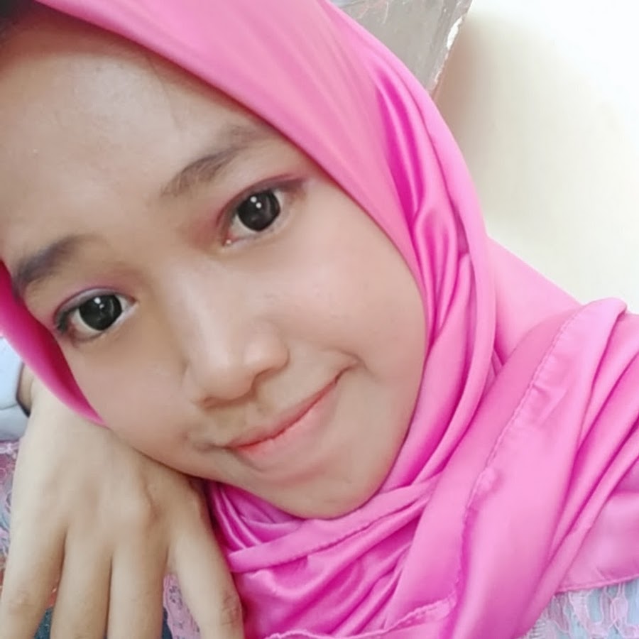 Audry Syaharani - YouTube