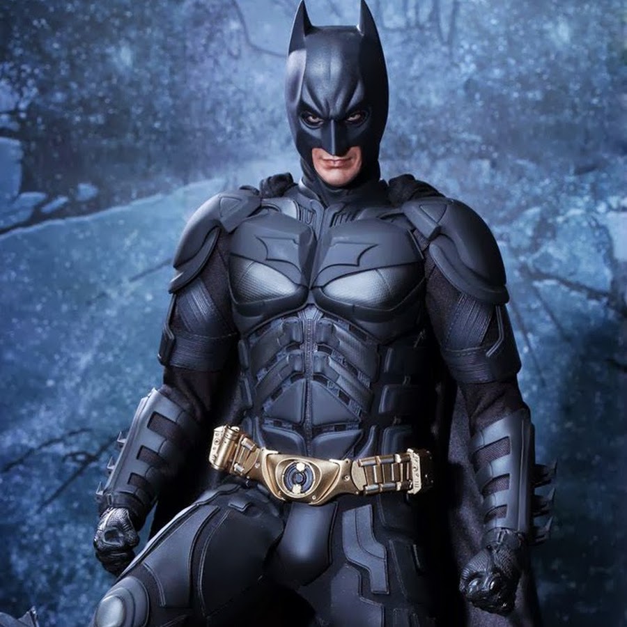 Виды бэтмен. Виды бэтмен. Бэтмен dcau. Бэтмен костюм 2023. Julian checkley.