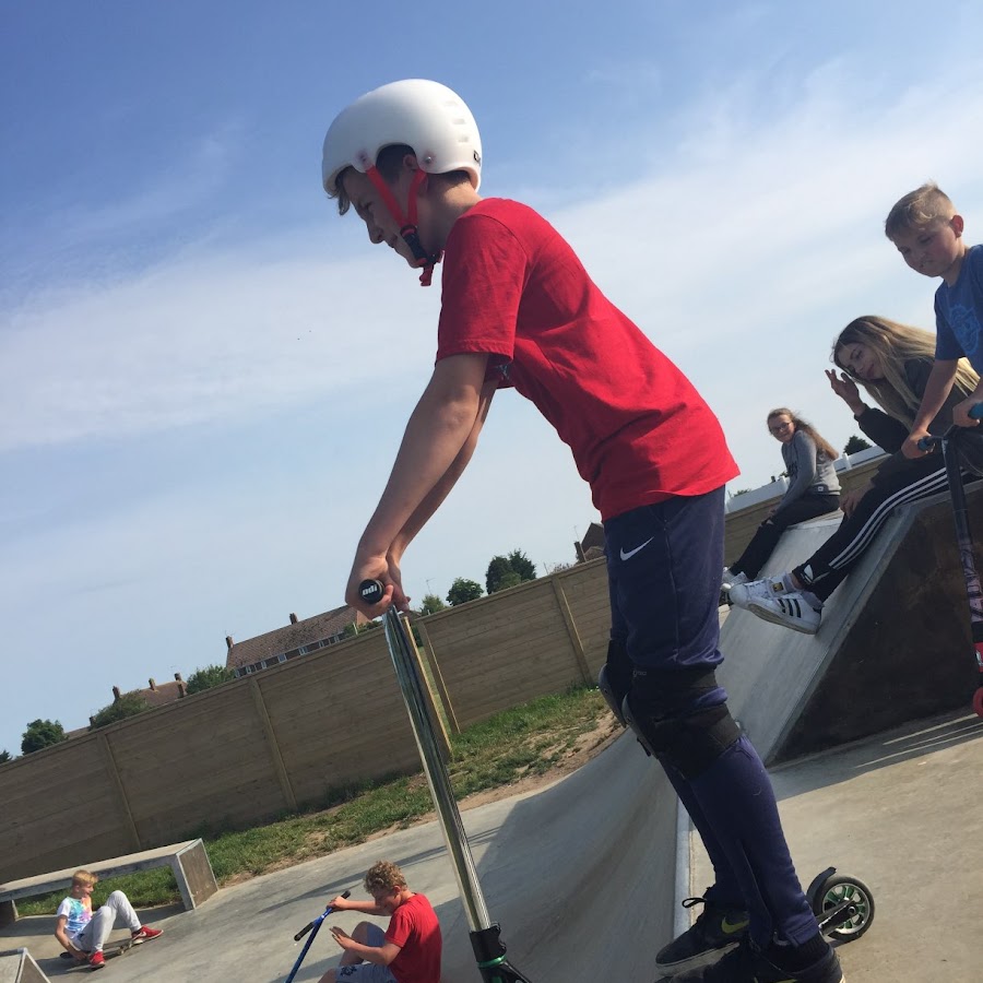 Max Taylor - YouTube