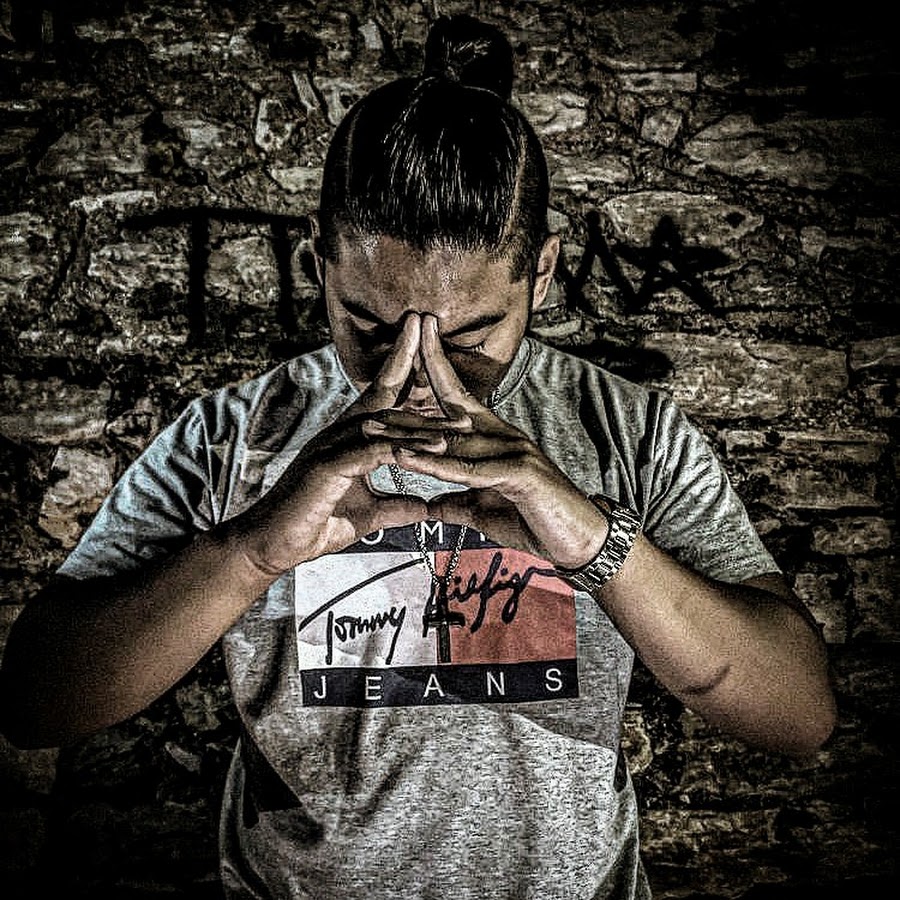 Art Master - YouTube