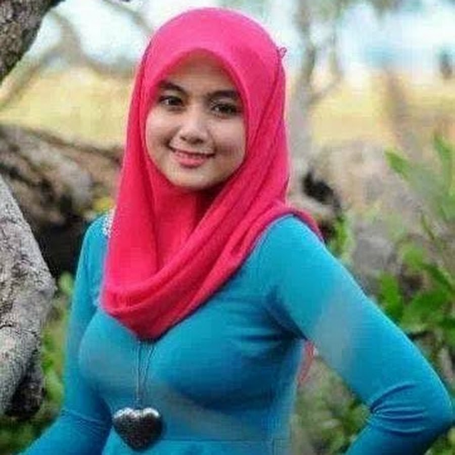 Sotwe jilbab. Jilboobs 2022. Jilboobs Montok юные первая ночь. Melly jilboobs. Jilboob sotwe