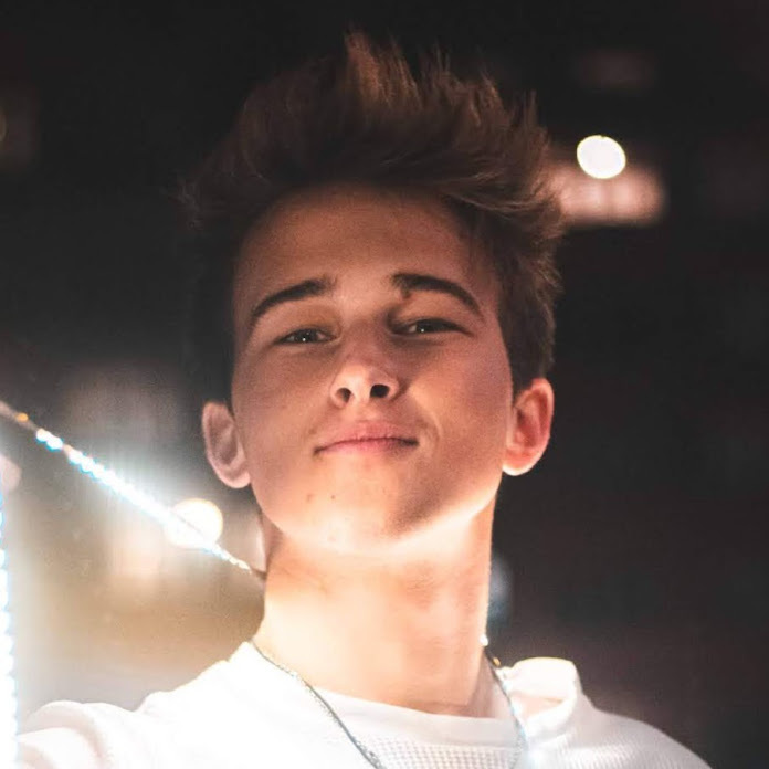 Peca Net Worth & Earnings (2026)