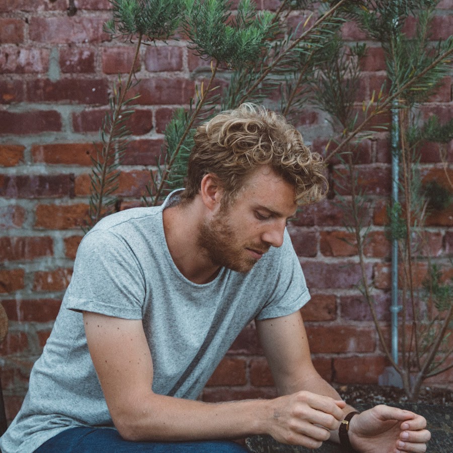 Andrew Belle YouTube