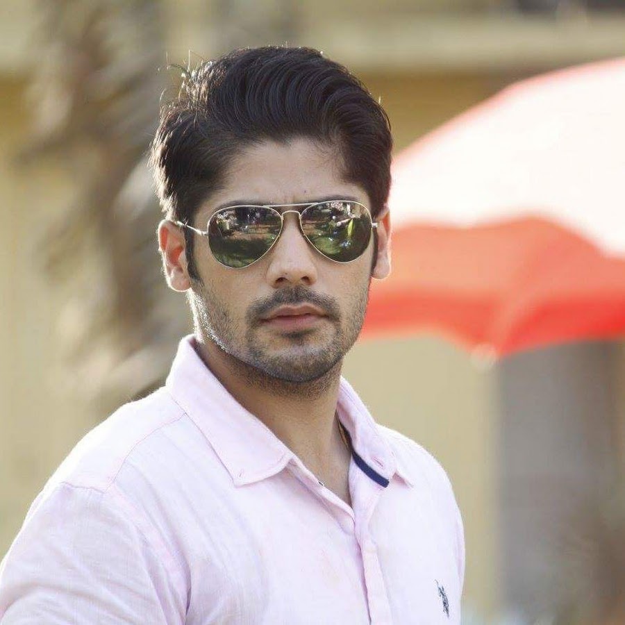 Abhishek kapoor молодой. Абхишек капур фото. Викас бхалла. Абхишек капур. Abhishek kapoor деятель.