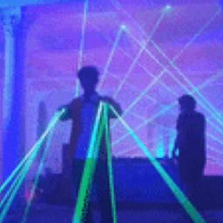Laser gif. Лазерное шоу гиф. Gif лазерное шоу. Лазер шоу гифки. Лазерные технологии гиф