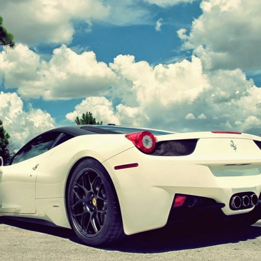 Феррари 458 белая