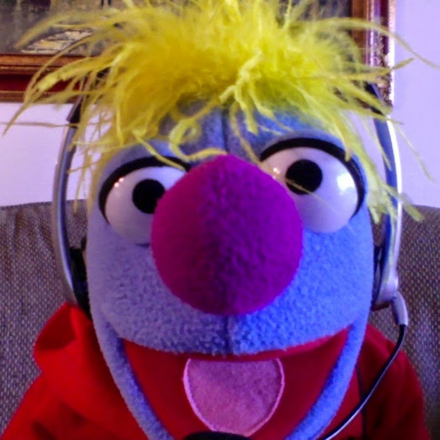 Puppet Gaming! YouTube