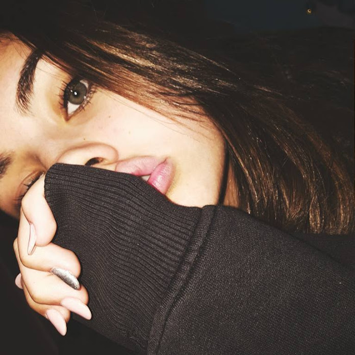 Nicole Bombonnet Net Worth & Earnings (2026)